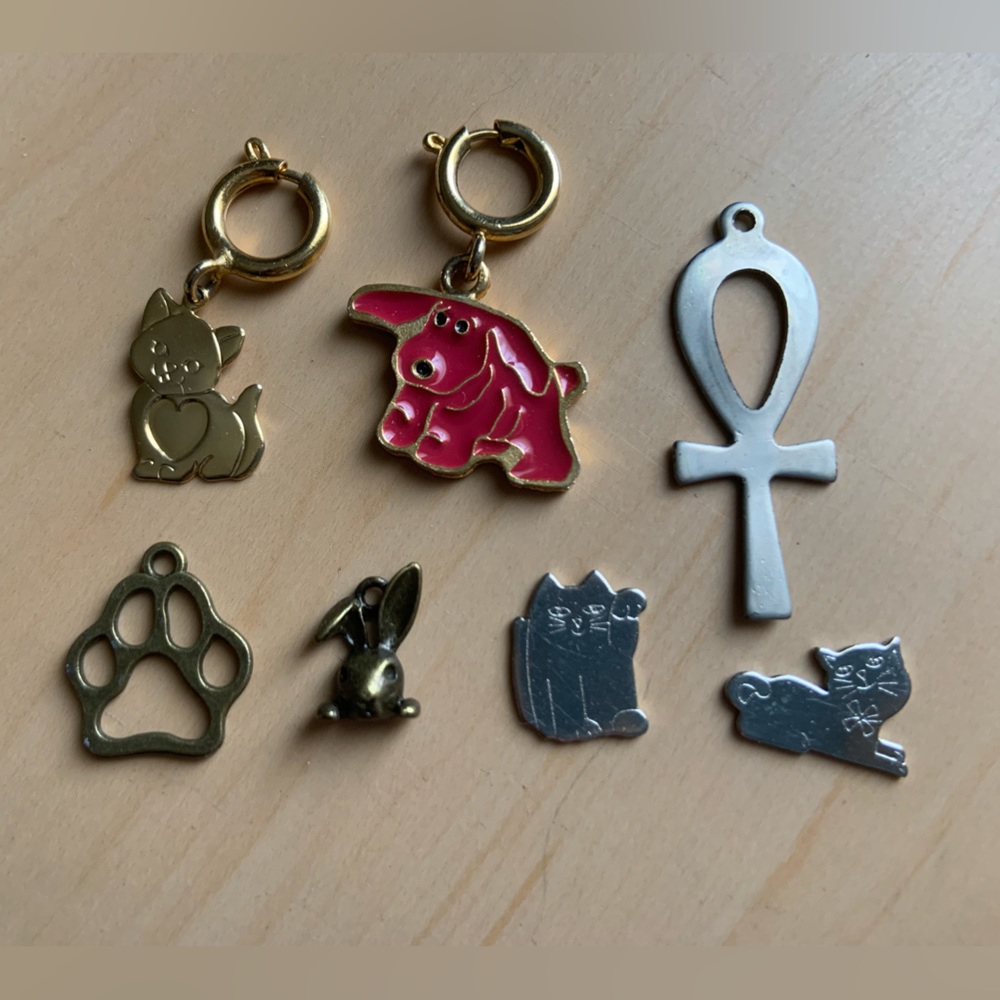 🔮 ✨ Pendants, 90s Shoe Charms lot